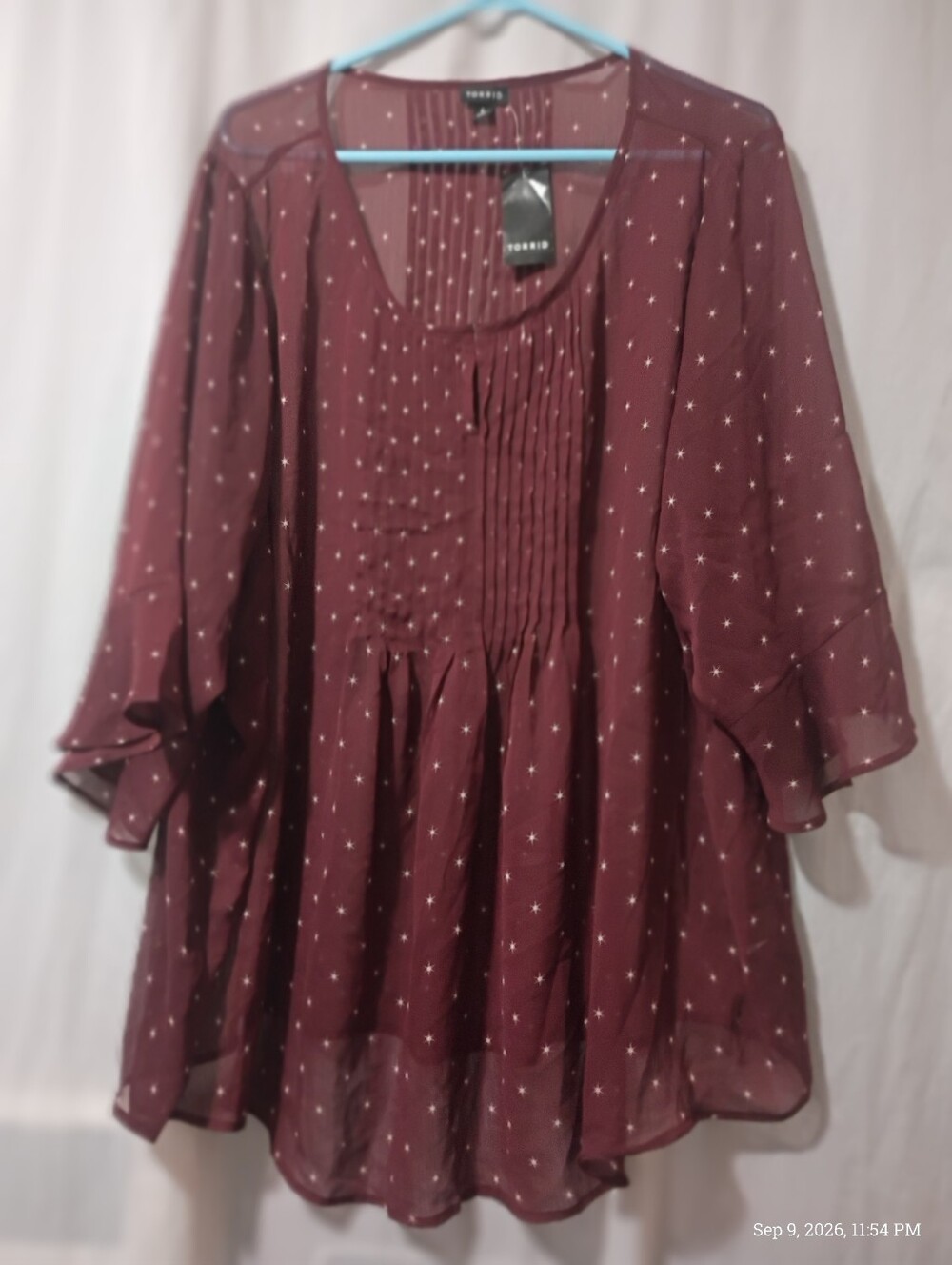 NWT Torrid Wine Star-Print Pintuck Tunic Size 4 Plus
